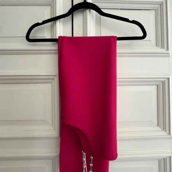 Pink Sleeveless Top and skirt Set with Chain Detail - Picture 4 of 5